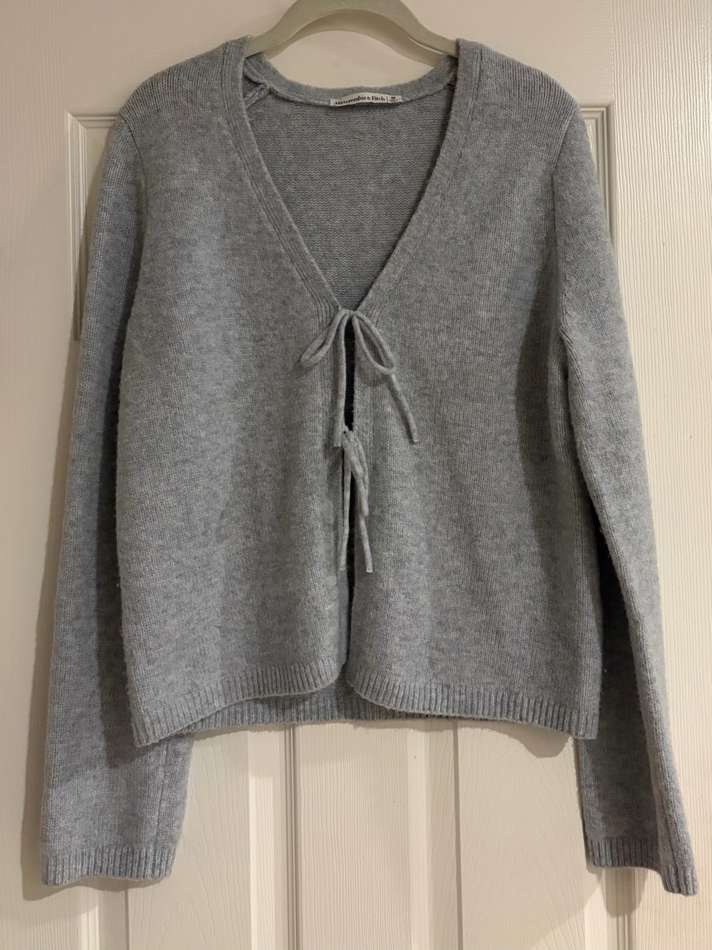 Abercrombie & Fitch Tie-Front Cardigan - Picture 3 of 9